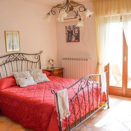 B&B "Za' Vittoria"#Lagodibomba Exteriér fotografie