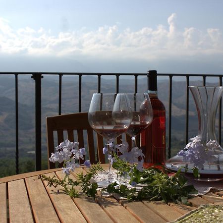 B&B "Za' Vittoria"#Lagodibomba Exteriér fotografie