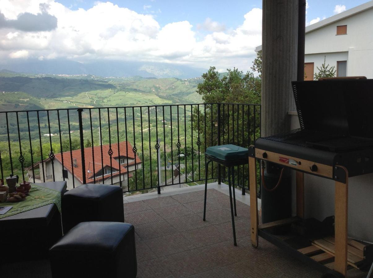 B&B "Za' Vittoria"#Lagodibomba Exteriér fotografie