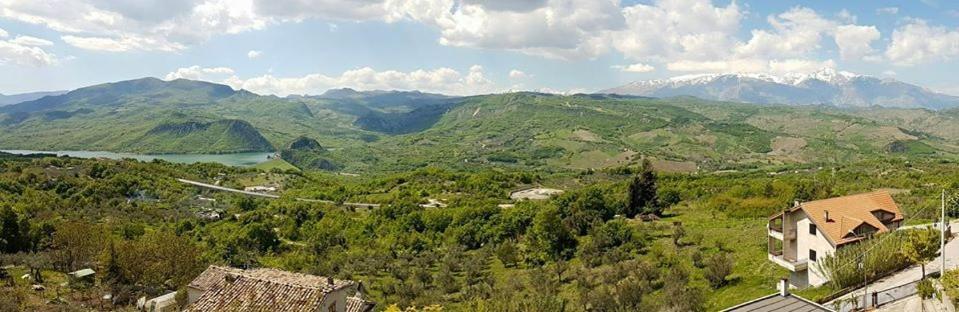 B&B "Za' Vittoria"#Lagodibomba Exteriér fotografie