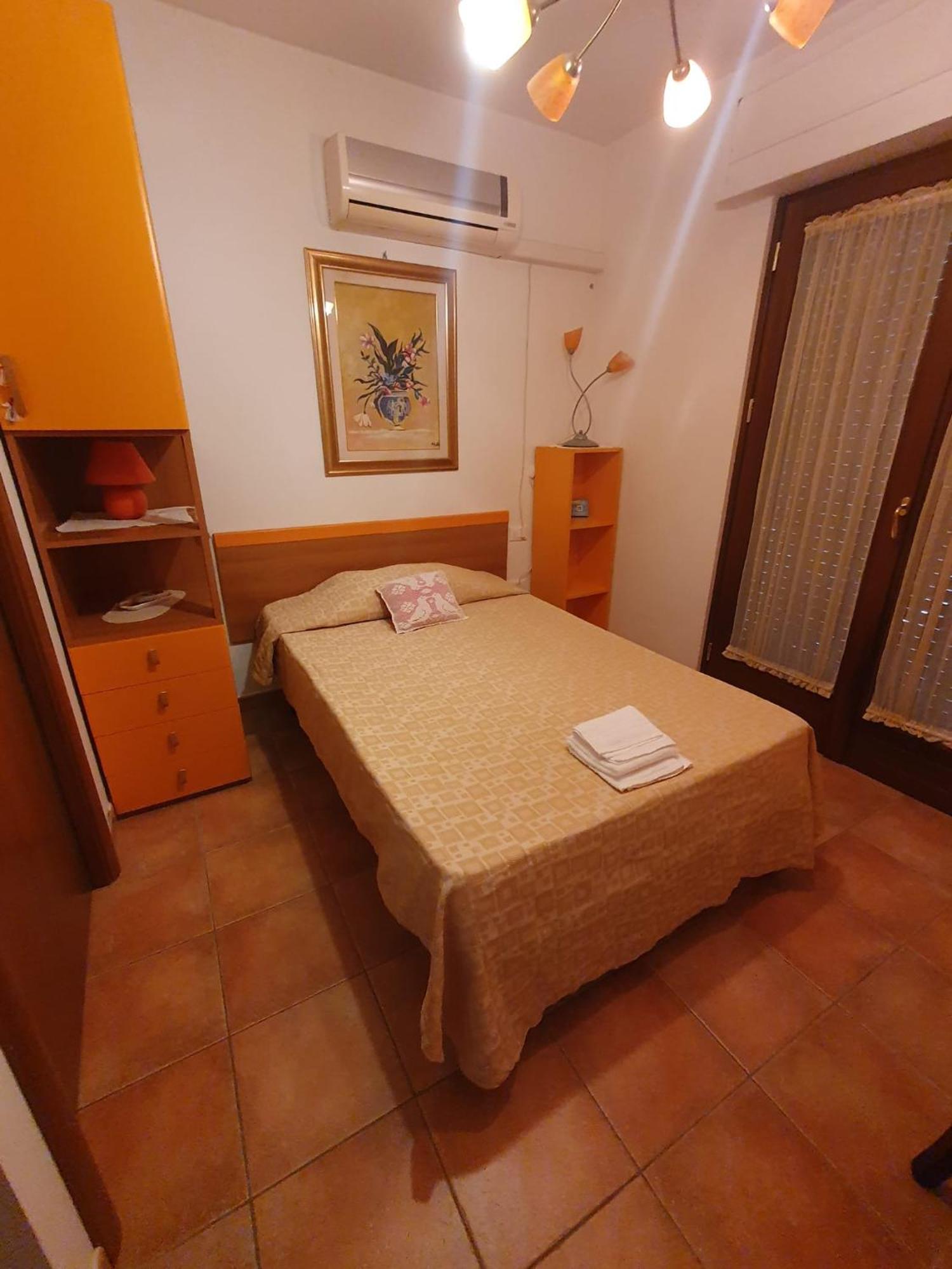 B&B "Za' Vittoria"#Lagodibomba Exteriér fotografie